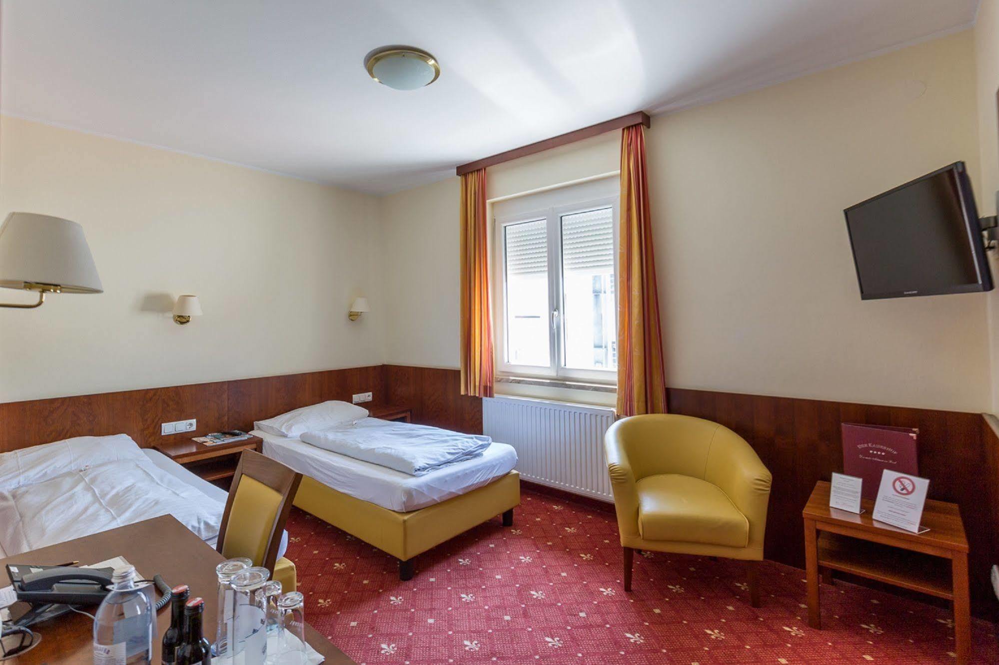 Der Kaiserhof Ried Ried im Innkreis Dış mekan fotoğraf